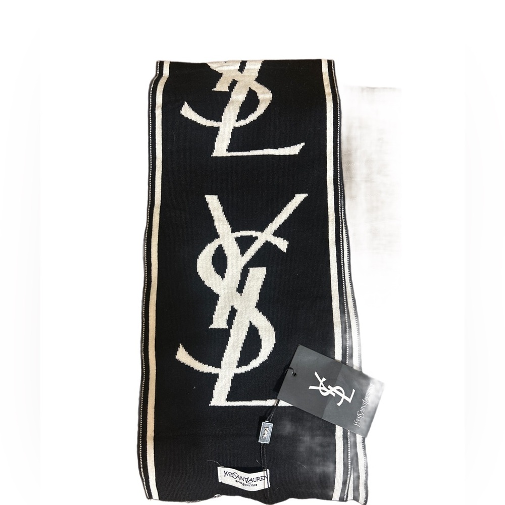 Brand New Ladies Scarf
